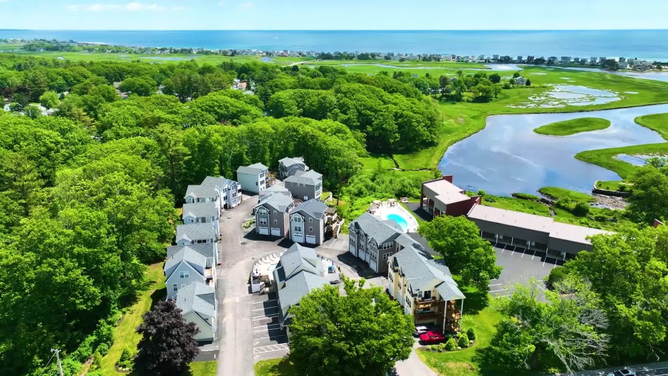 Community of cottage homes with scenic view of the Ogunquit river on